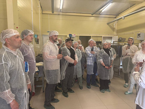 Слушатели «Школы фермера» побывали на одном из ведущих сыродельных предприятий региона